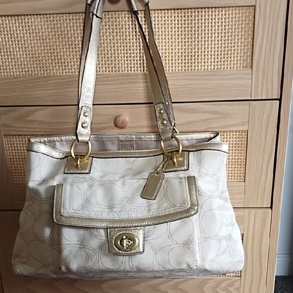 Coach Cream and Gold Shoulder Bag - Picture 1 of 5